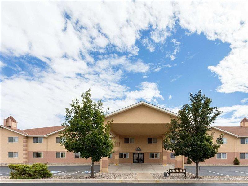 Days Inn By Wyndham Colorado Springs Airport Esterno foto